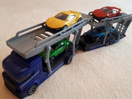 Autopřepravník + 4 autíčka,