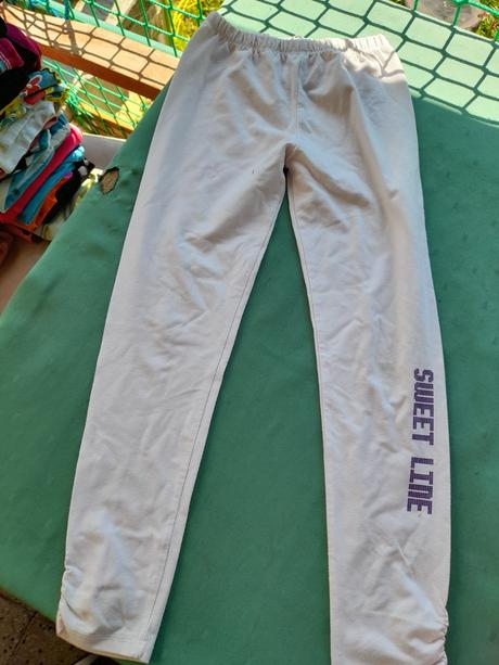 Bílé legíny po dceři nošené úzké, 134