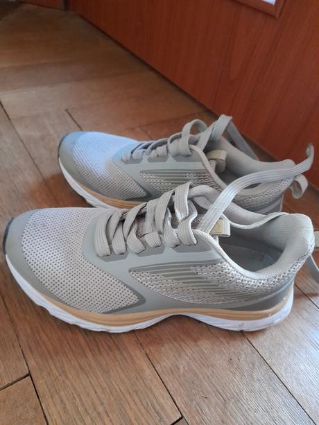 Boty sportovní arcore sportissimo vel 36. na holku, 36