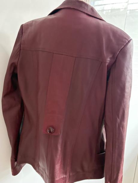 Kozene sako červené m + bluza, m