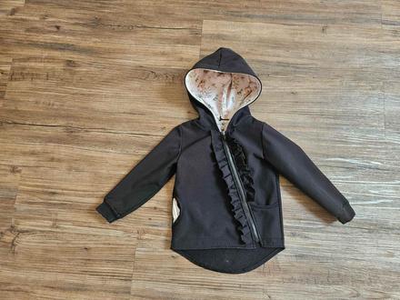 Dívčí černá softshell softshellová bunda volánky, 98