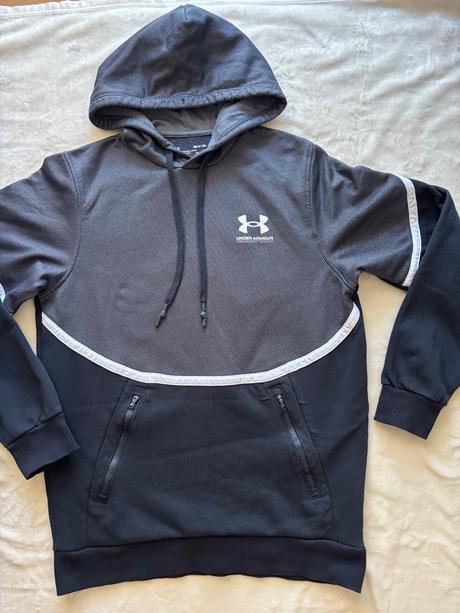 K12/ mikina černá zn. under armour - v.m/l (44/46, under armour,m