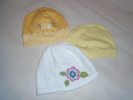 Čepice kytičky vel 50-52 do 3 let, 92