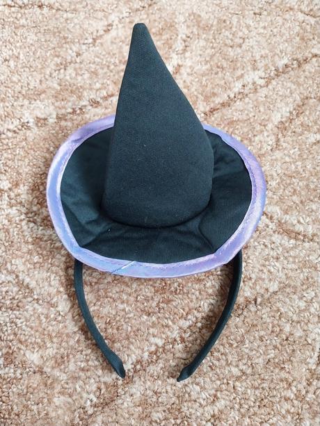 Kostým čarodějnice., 