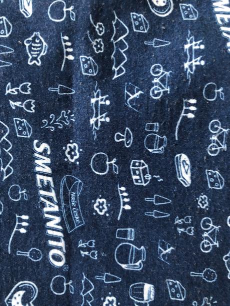 Nakrcnik modra a bila,