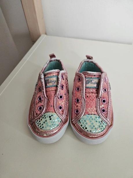 Blýštivé tenisky, vel. 22 (stélka 13 cm), 22