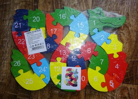 Nové dřevěné puzzle skládačka hvězda, drak,