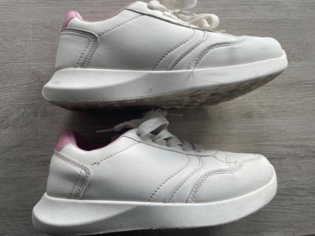 Bile tenisky vel.32, 32