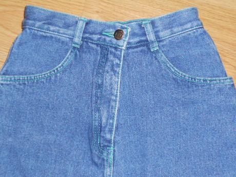 Dívčí džínové sukně vel.122/128 a 134/140 2 kusy, 122