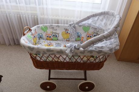 Proutěný košík na miminko s boudičkou, šířka (cm): 60,délka (cm): 100