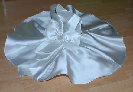 Společenské slavnostní dívčí šaty družička, 104