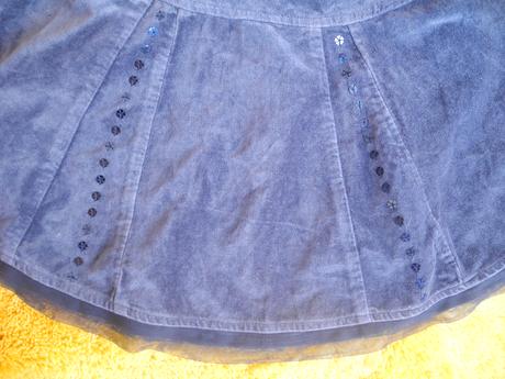 Sametová sukně, next,104