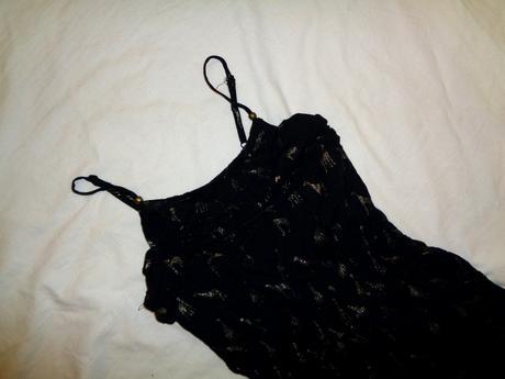 Super černý letní overal se zlatými žirafami, marks & spencer,134