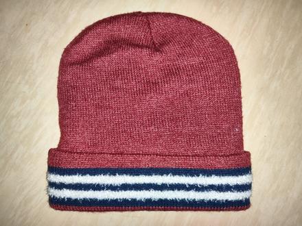 Vínová čepice (cca 8 - 14 let), 152