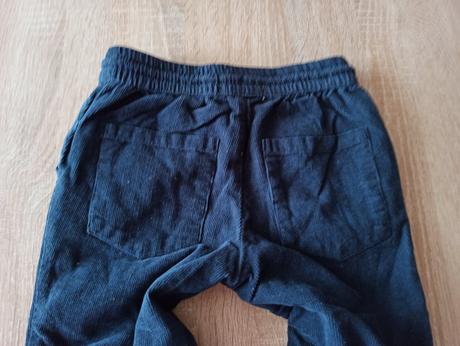 Manžestrové kalhoty, 92