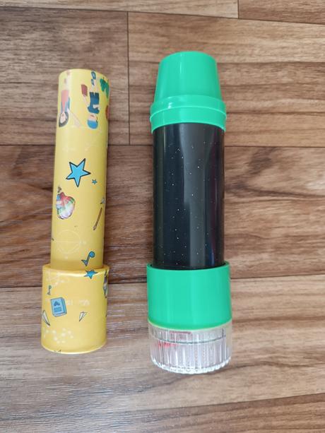 2x dětské kaleidoskopy/krasohledy,