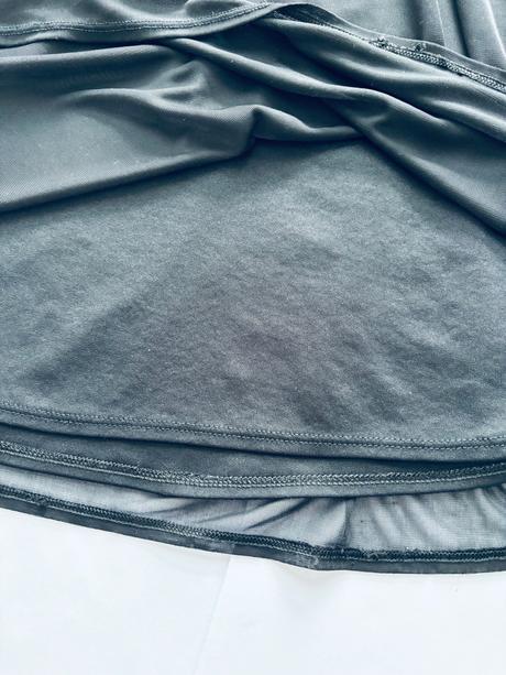 Ob/ šaty společenské černé - v.9/10 let, 134