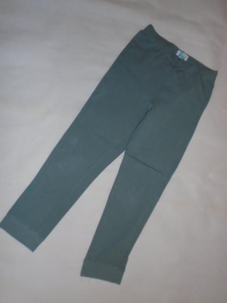 Tepláky i možná podvlékací kalhoty vel 152, 152