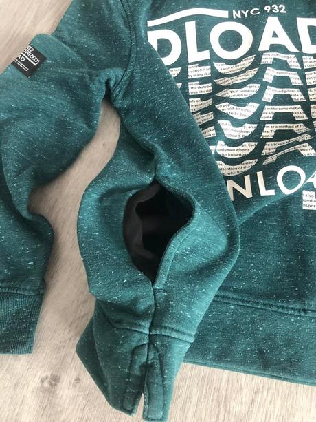 Prodám mikinu c&a vel. 146/152, c&a,146