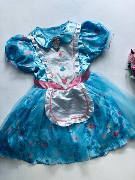 An22/ kostým alenka z říše divů - v.5/6 let, 