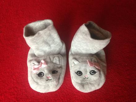 Dívčí capáčky kočička, h&m,<17