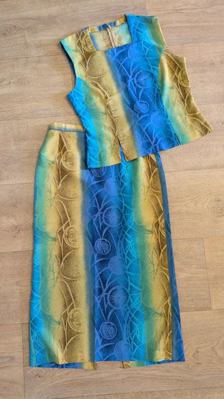 Krásný kostýmek, sukně + top vel. 40, 40