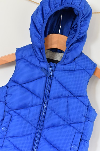 Zateplená vesta vel. 9 - 12 m, next,80