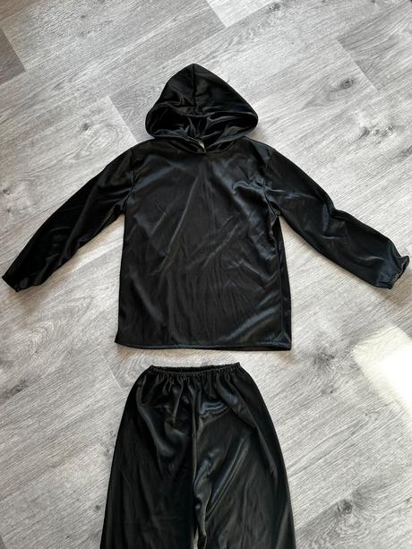 Prodám kostým ninja vel. 104, 