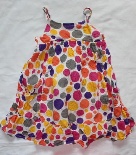 Ar137. šaty s kapsami 1-1,5 let, 86