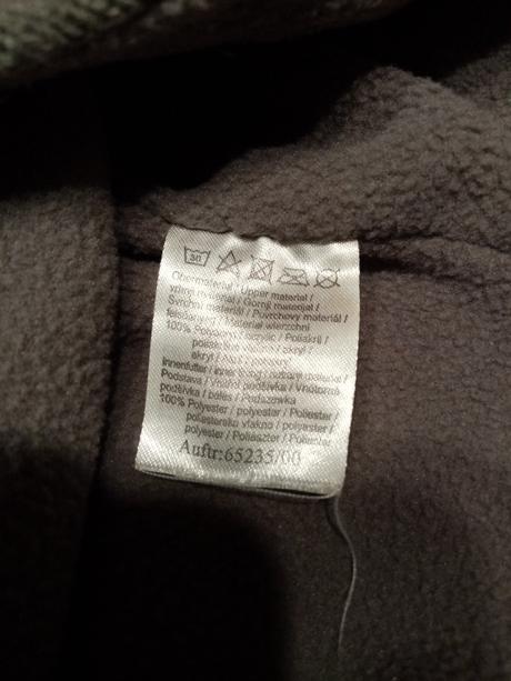 2x čepice (ušanka), 