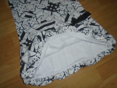 Šaty s balonovou sukní vel 140/146, 140