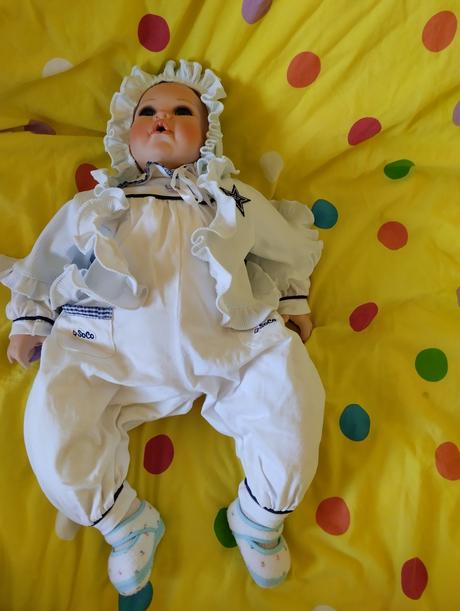 Značené porcelánové miminko,