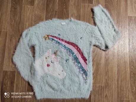 Chlupatý svetr, f&f,158