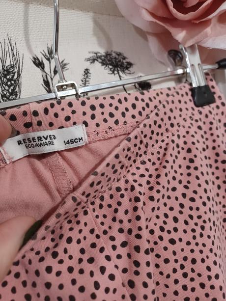 Puntíkaté legíny reserved, reserved,146
