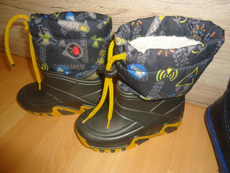 Zimní boty velikost 25, demar,25