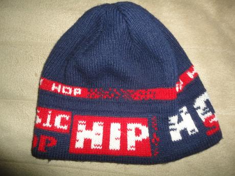 Hezká vyplétaná čepička 2-4 roky, 98