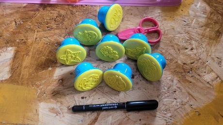 Formičky a vykrajovátka na modelování, 