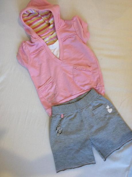 Komplet mikinkové vesty a šortek-kraťasů, 98