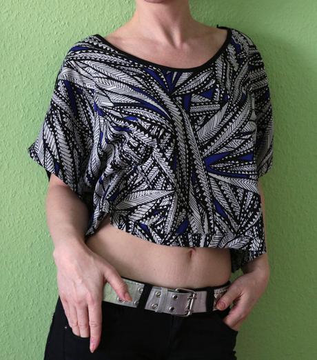 Top s průstřihem na zádech atmosphere vel.46, atmosphere,46 / xxxl