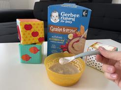 GERBER Natural mléčná kaše pšenično ovesná malina a banán