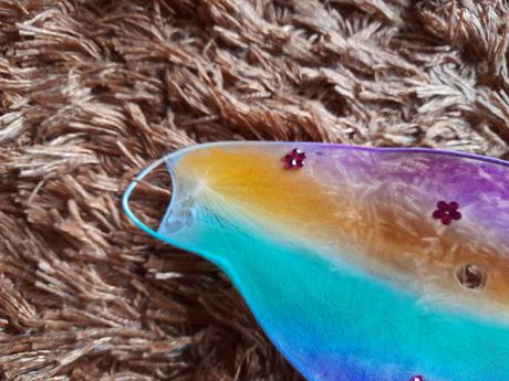 Křídla ii. barevná trochu poničená nošená,