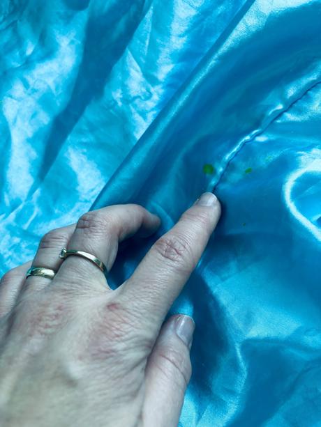 An13/ kostym princezna rebelka - v.7/8 let, 