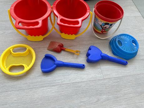 Disney mickey sada na písek - kyblík, lopatka, sít,