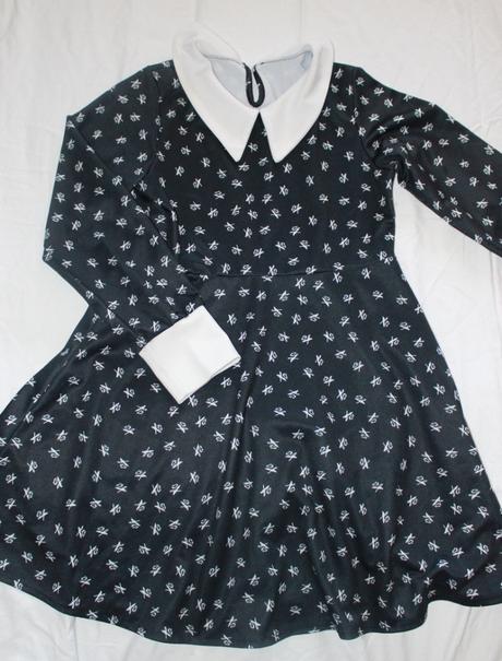 Vb200. šaty wednesday dívčí 12 let, 152