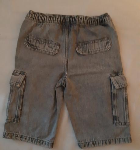 Kraťasy vel. 152, chapter young,152