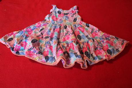 Dívčí šaty květy vel. 92 - 98, coolclub,92
