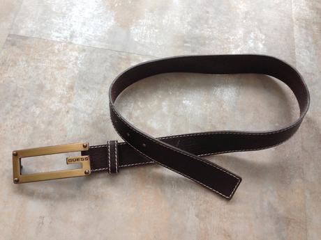 Hnědý kožený opasek značky guess vel. xs, guess