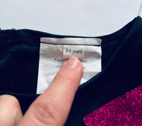 An25/ krásná kočička šaty - v.3/4 roky, 