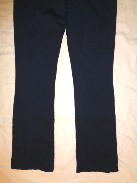 Luxusní lesklé elastické pružné tepláky, 152