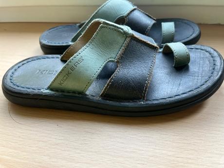Celokožené pantofle, žabky kickers, kickers,38